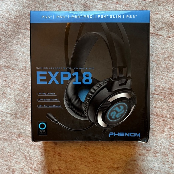 EXP18 Black Gaming Headset with LED Boom Mic - Picture 1 of 1